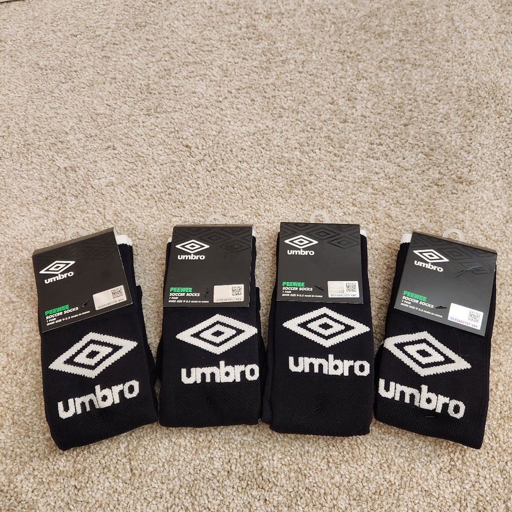 New with tags! Bundle of 4 Umbro Peewee Soccer Socks (fits shoe size 9-2.5)